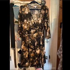 LulaRoe Wrap Dress Flowers 3xl 3x Michelle